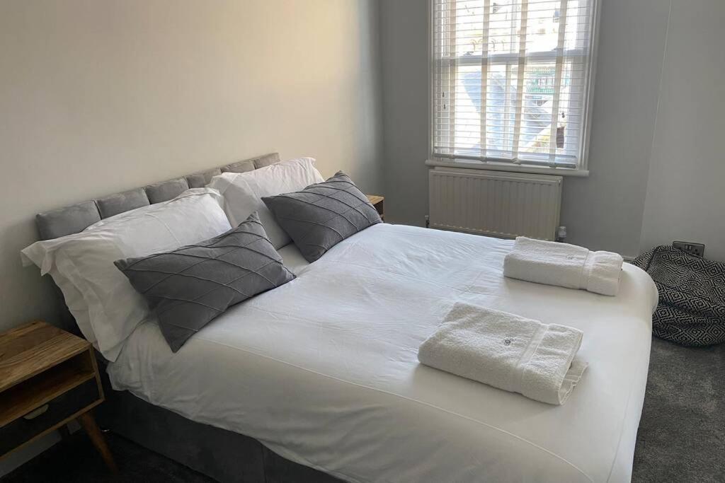 Beachside Apartment In The Centre Of Town نيوكويي المظهر الخارجي الصورة